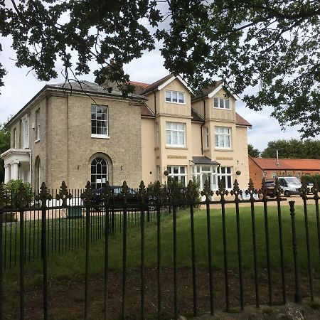 Stunning 2 Bed Georgian Apartment Swafield Extérieur photo