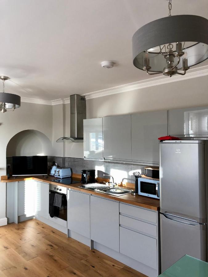 Stunning 2 Bed Georgian Apartment Swafield Extérieur photo