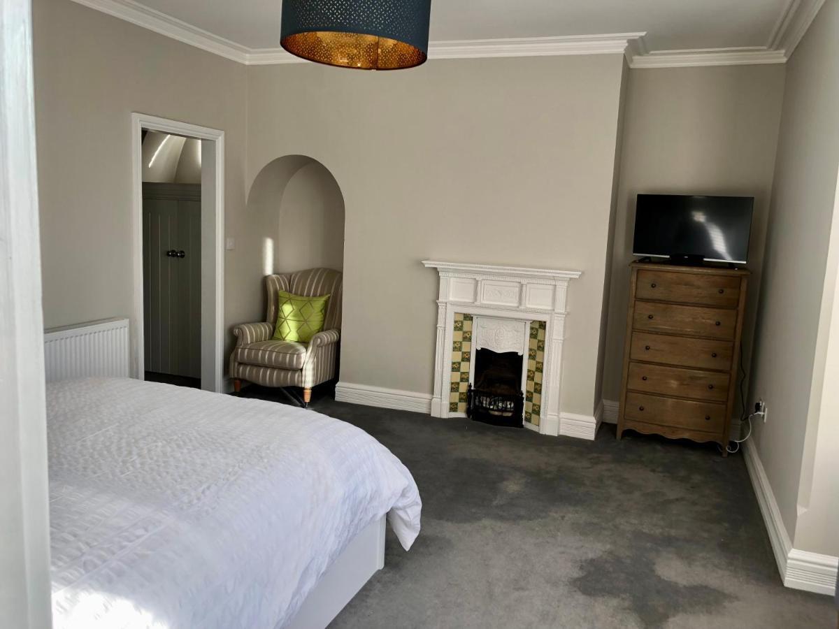Stunning 2 Bed Georgian Apartment Swafield Extérieur photo